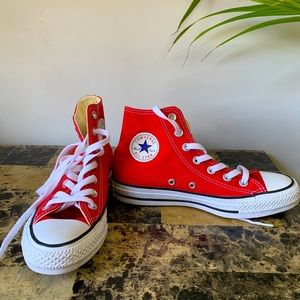 Converse High Tops Red Unisex Size 6 Women 4 Men